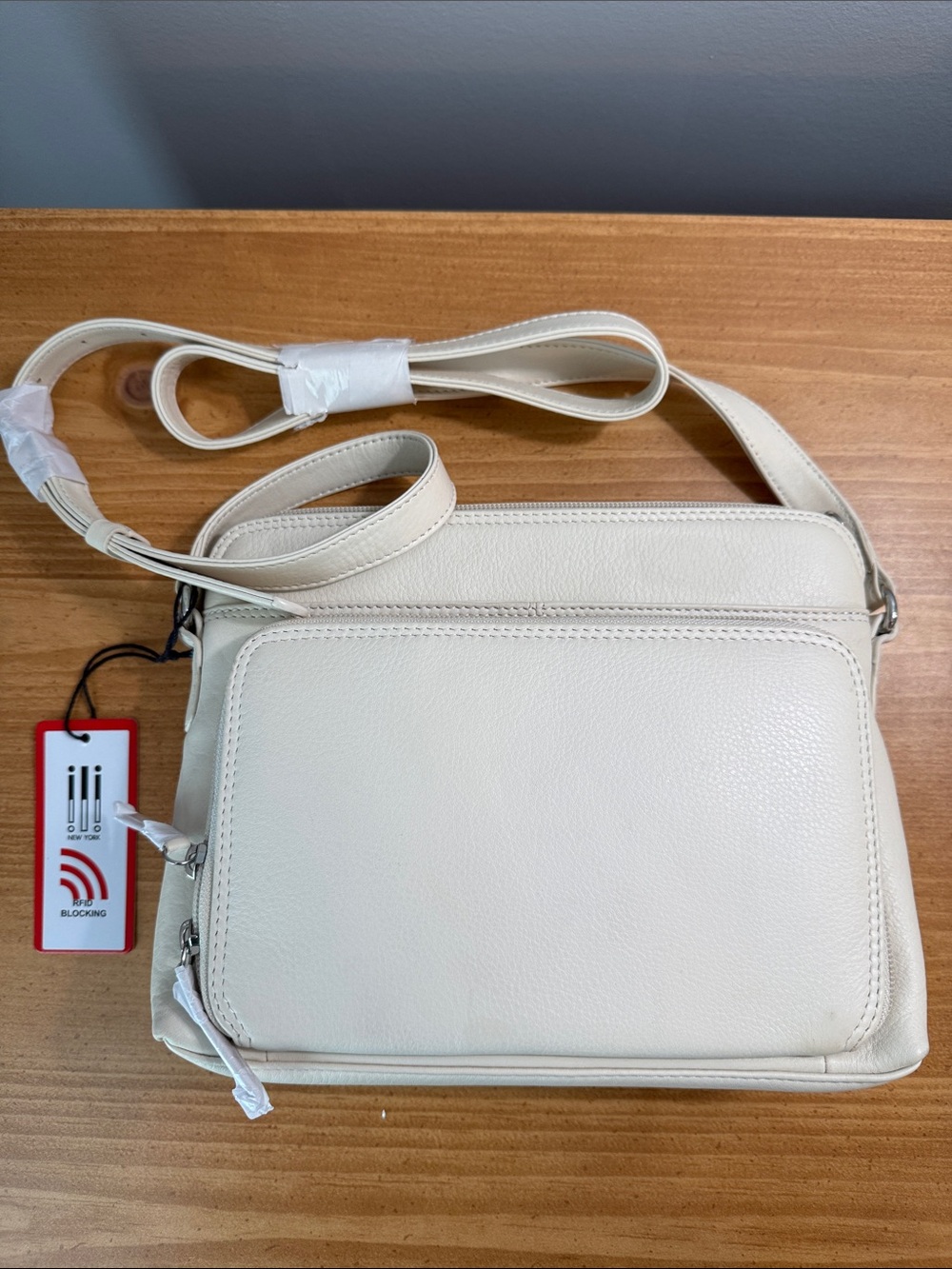 ili New York Leather Crossbody Organizer Bag in Bone